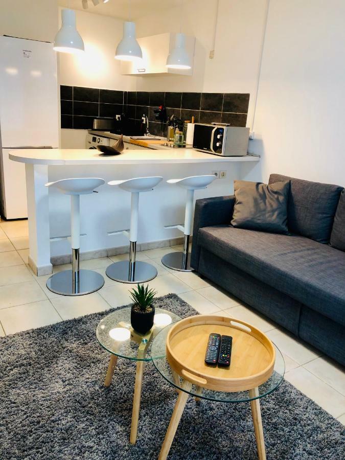 Appartement Au Bord De L'Eau Le Moule Luaran gambar